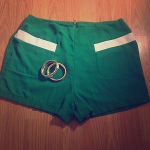 NWOT R&J couture green high waisted shorts